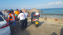 بالصور: مصرع شاب غرق على شاطئ البحر في تل ابيب